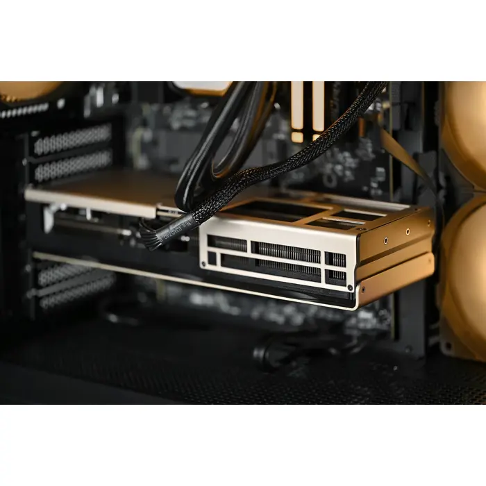 actina-gaming-gameon-4552-komacngip0620.webp