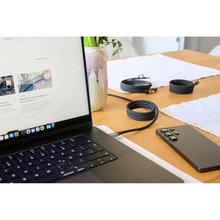ansmann-magnetic-usb-type-c-charging-cable-black-usb-c-86443-1700-0186-w.webp
