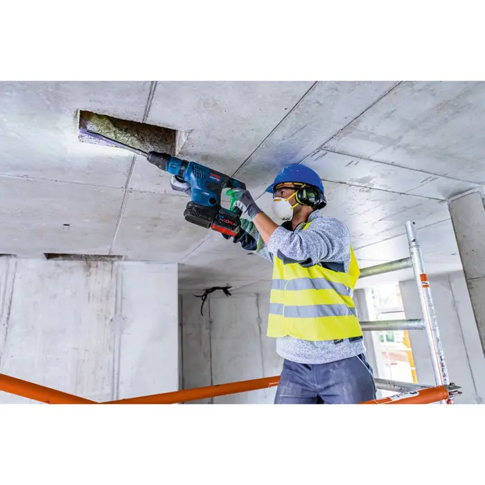 bosch-cordless-hammer-drill-biturbo-gbh-18v-36-c-professiona-91995-0611915001-w.webp