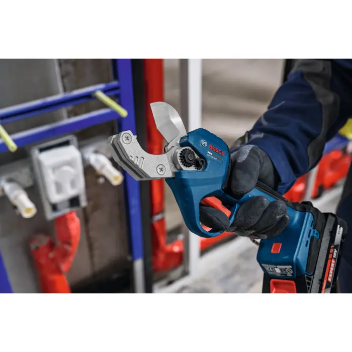 bosch-powertools-cordless-pipe-cutter-pro-gpc18v-32p-in-l-bo-11837-06019s2001-w.webp