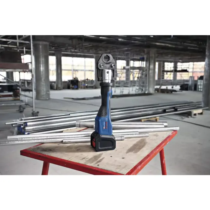 bosch-powertools-cordless-pressing-tool-gpt-18v-32-professio-76363-06019m2102-w.webp