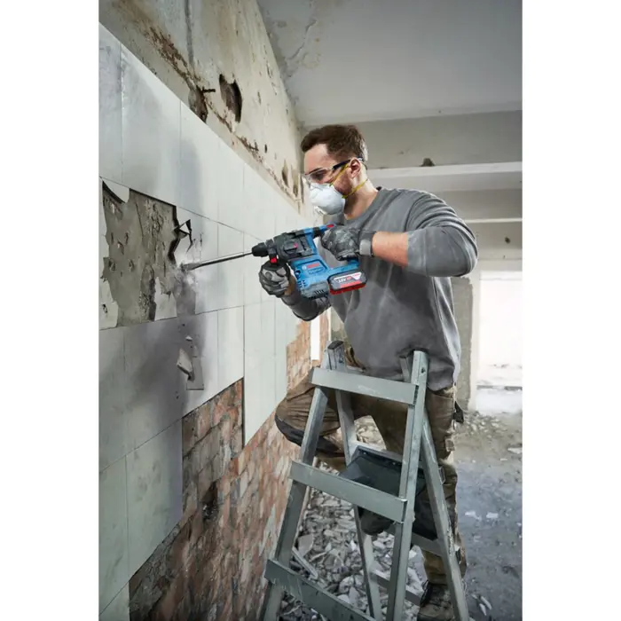 bosch-powertools-cordless-rotary-hammer-gbh-18v-22-professio-39734-0611924004-w.webp