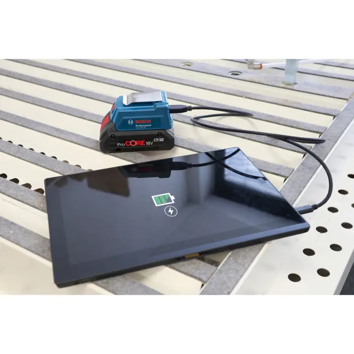 bosch-usb-charging-adapter-gaa-18v-48-professional-blue-batt-62802-06188000l6-w.webp