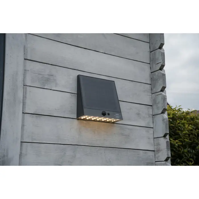 brennenstuhl-solar-led-spotlight-sol-1000-plana-41989-1173740002-w.webp