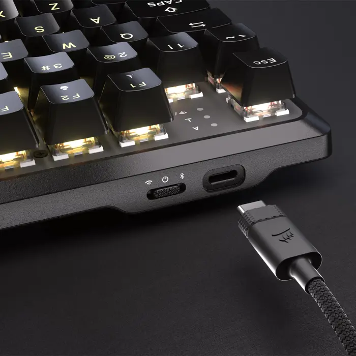 corsair-k70-core-tkl-wireless-rgb-gaming-tastatur-mechanisch-99236-gata-2835-ck.webp