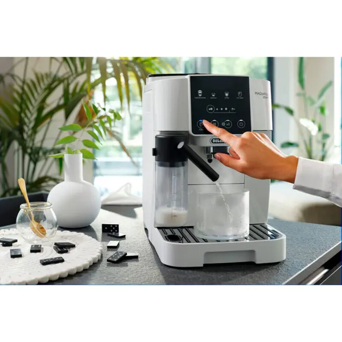 delonghi-magnifica-start-milk-white-ecam22061w-fully-automat-54957-0132217142-w.webp