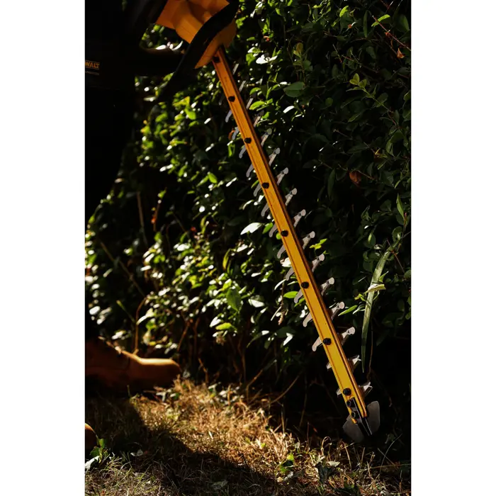 dewalt-cordless-hedge-trimmer-dcmht567n-xj-18-volts-yellowbl-16754-dcmht567n-xj-w.webp