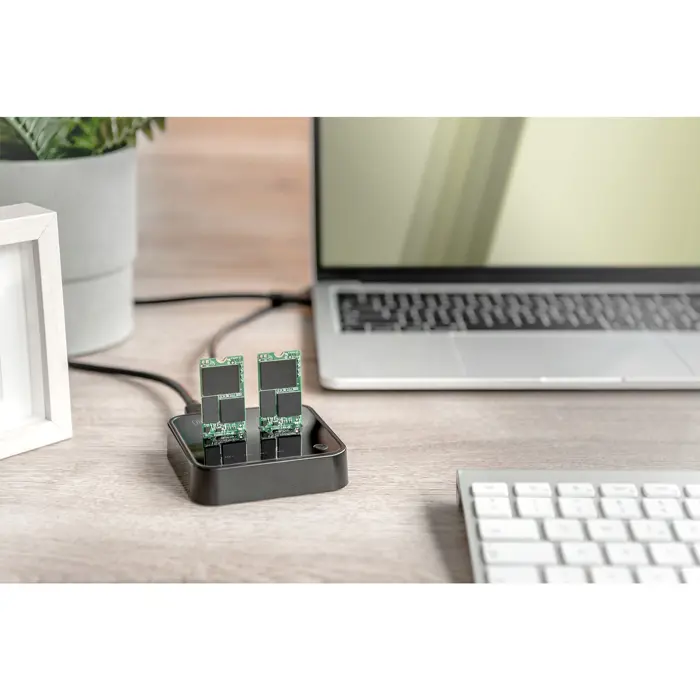 digitus-dual-m2-nvm-ssd-docking-station-docking-station-blac-40310-da-71545-w.webp