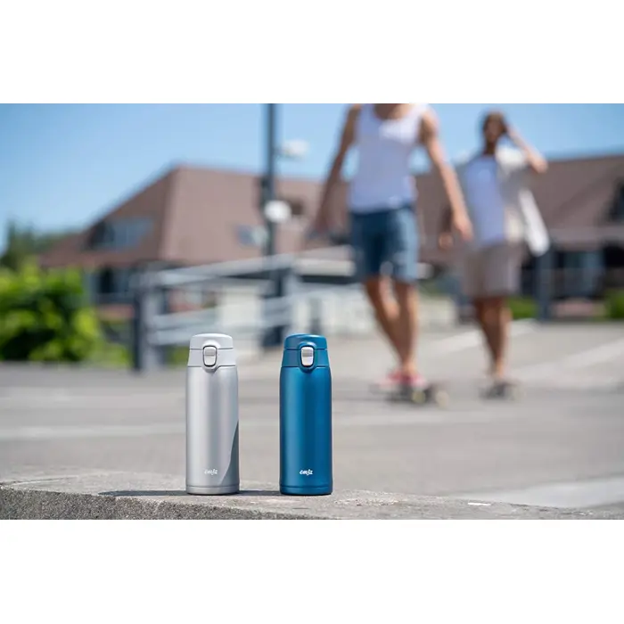 emsa-travel-mug-light-thermal-mug-04-liters-silver-flip-lid-54471-n2151000-w.webp