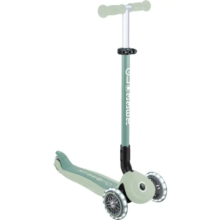 globber-go-up-active-lights-eco-light-green-69883-745-505-w.webp
