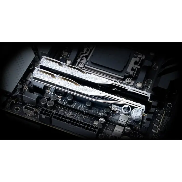 gskill-ddr5-32gb-6400-cl-32-2x-16-gb-dual-kit-memory-silver--22106-f5-6400j3239g16gx2-tr5ns-w.webp