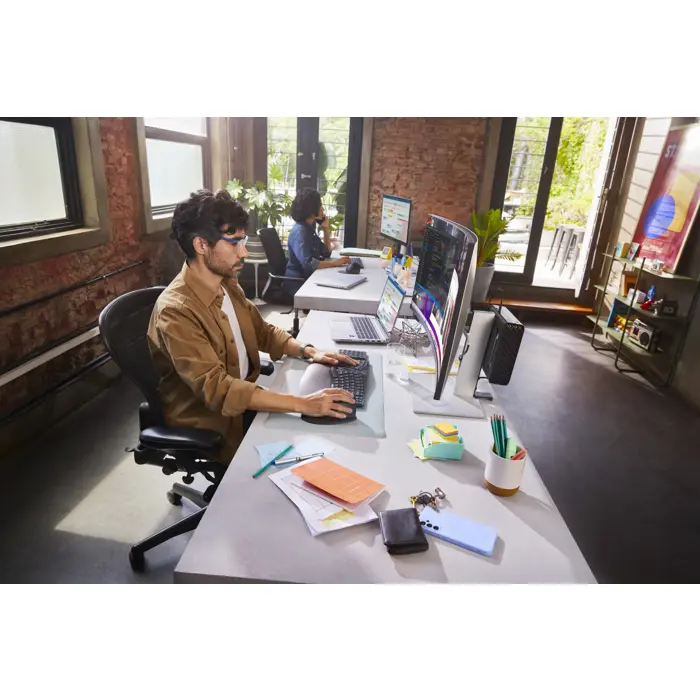 hp-series-7-pro-375-inch-wqhd-thunderbolt-4-monitor-738pu-41704-monhp-mon0203.webp