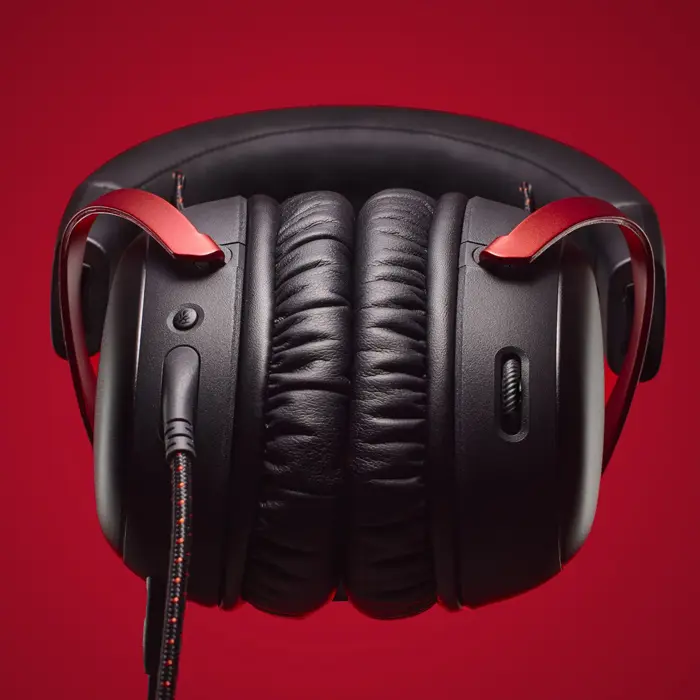 hyperx-cloud-iii-gaming-headset-blackred-89151-wlononwcripjp.webp