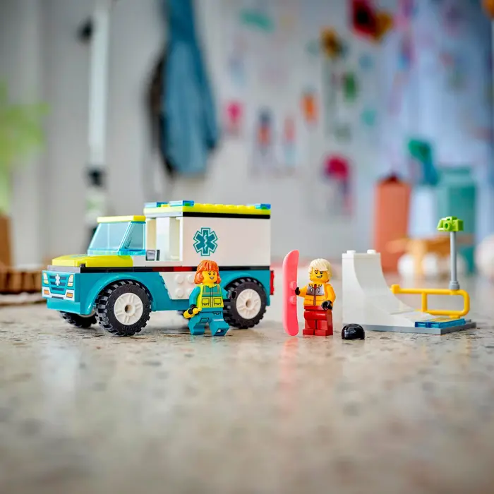 lego-60403-city-ambulance-and-snowboarder-construction-toy-55030-60403-w.webp