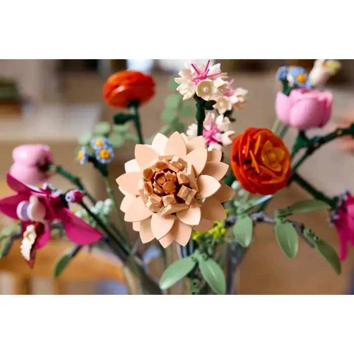 lego-botanicals-10342-piekny-bukiet-rozowych-kwiatow-94434-klolegleg1563.webp
