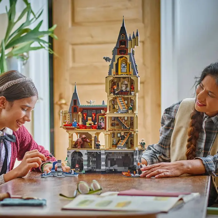 lego-harry-potter-76454-hogwarts-castle-the-main-tower-22934-klolegleg1858.webp