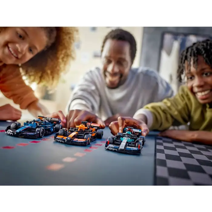 lego-speed-champions-77244-mercedes-amg-f1-w15-28946-klolegleg1935.webp