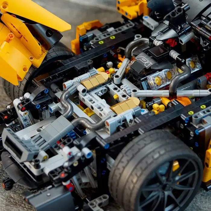 lego-technic-42172-mclaren-p1-93505-klolegleg1510.webp
