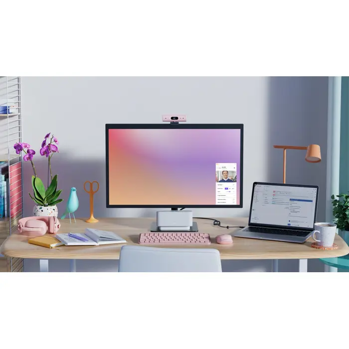 logitech-brio-500-webcam-rose-emea28-22192-wlononwcrco98.webp