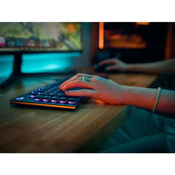 logitech-gaming-usb-tipkovnica-g915-x-gl-tactile-slo-gravura-77787-e0019982.webp