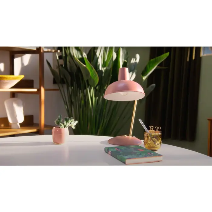 logitech-lift-vertical-ergonomic-mouse-15487-wlononwcrcmr8.webp