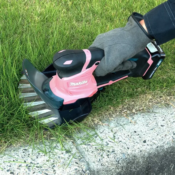 nozyce-do-trawy-i-zyw-12v-um600dsap-makita-62074-nakmakntr0017.webp