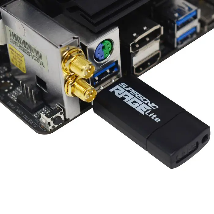 patriot-32gb-120mb-s-supersonic-rage-lite-usb-32-memory-stic-1468-e0008959.webp
