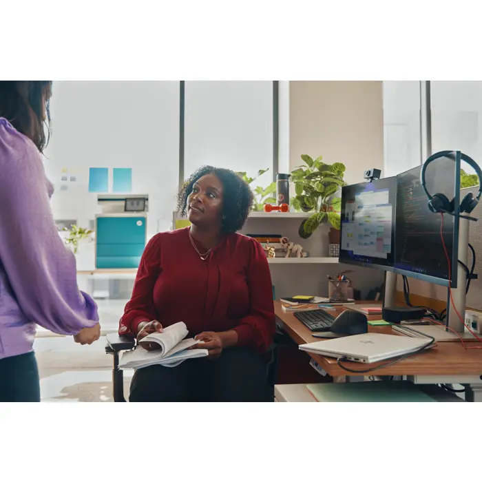 poly-blackwire-3320-stereo-microsoft-teams-certified-usb-c-h-98153-wlononwcrcm27.webp