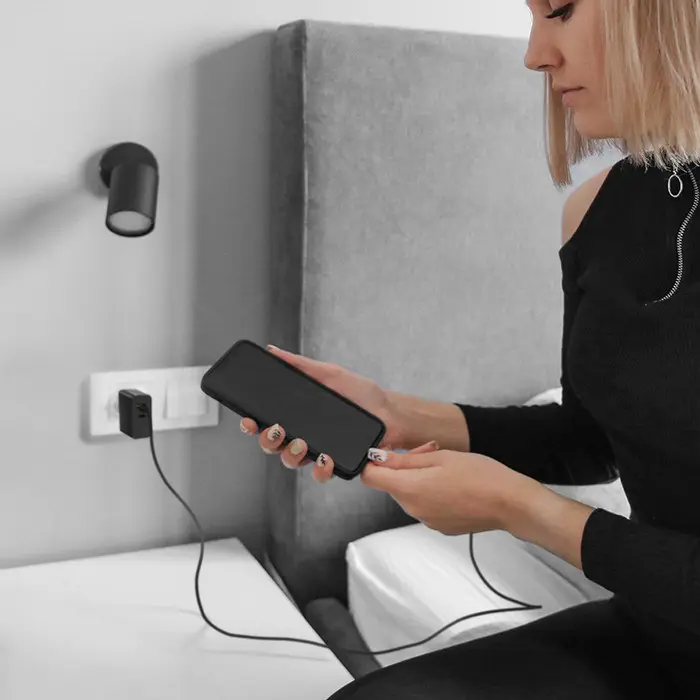 qoltec-52381-super-quick-pd-charger-1xusb-c-1xusb-90w-5-20v--22454-ladqocsic0040.webp