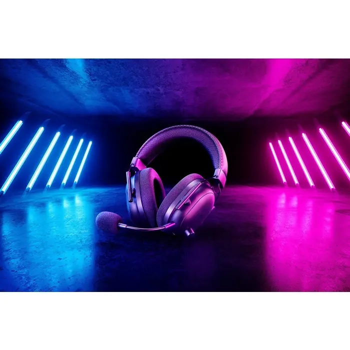 razer-esports-headset-blackshark-v2-pro-wireless-over-ear-mi-5484-wlononwcr4707.webp