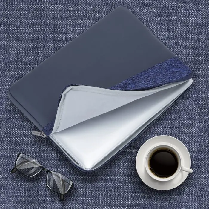 rivacase-blue-case-for-macbook-pro-and-ultrabook-133--15006-e0009838.webp