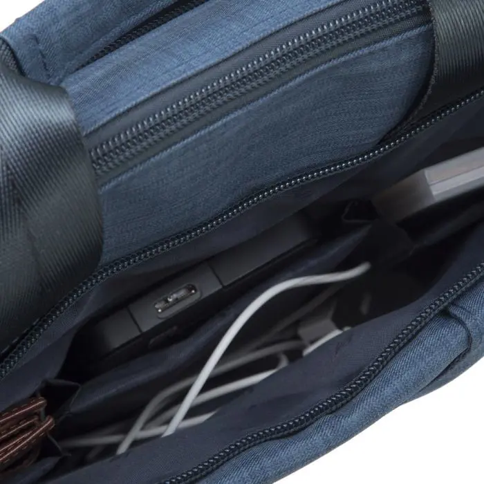 rivacase-blue-laptop-bag-156-8335-82812-e0009893.webp