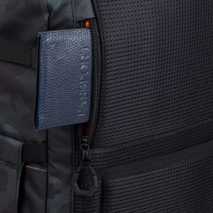 rivacase-laptop-backpack-173-military-motif-7661-58816-e0009809.webp