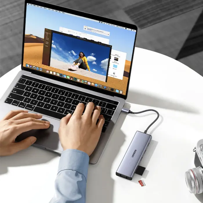 ugreen-usb-hub-9-in1-usb-c-na-hdmi-4k-60-vga-usb-c-pd-100w-3-80651-67721.webp