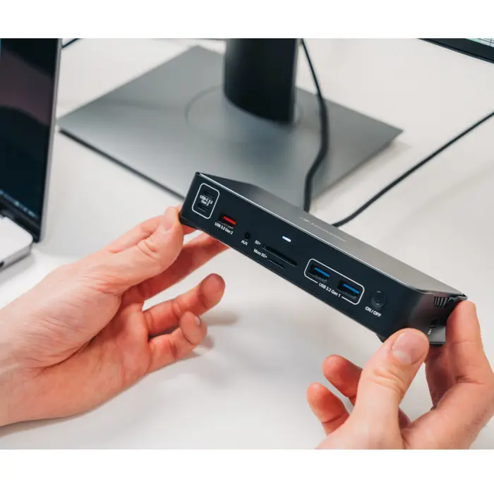 verbatim-cds-15-portni-usb-c-pro-docking-station-2-x-hdmi-dp-62915-v032171.webp