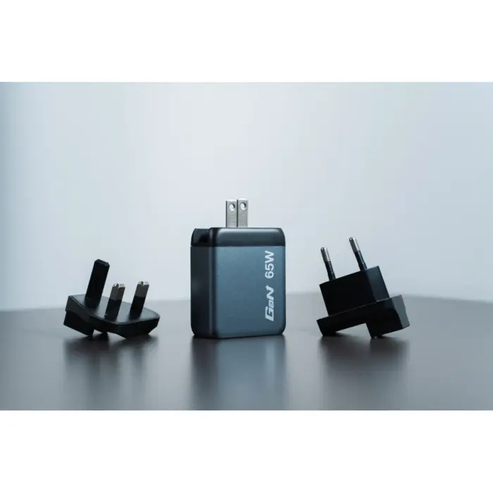 verbatim-gnc-65-gan-charger-65w-2xusb-c1xusb-a-35978-v032201.webp