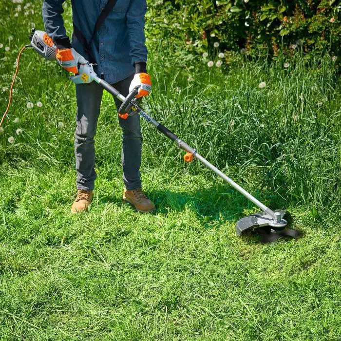 vonhaus-garden-mower-f-series-with-brush-61975-e0014384.webp