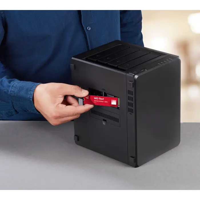 western-digital-red-wd-sn700-nvme-powered-by-sandisk-2-tb-91577-diawesssd0206.webp